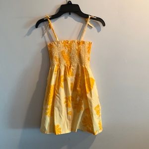 Girls small, yellow tunic
